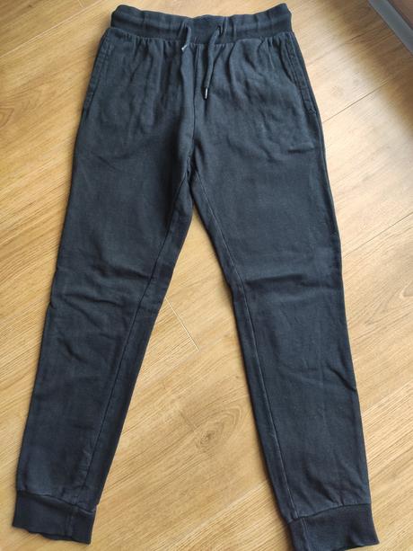 Tepláky, vel. 146, 146