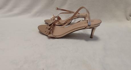 Zlaté páskové sandály na podpatku, 42