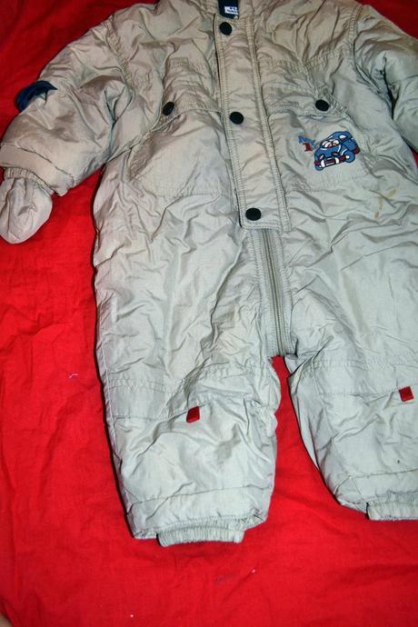 Silná zimní kombinéza s autem+ rukavice v.74, 74