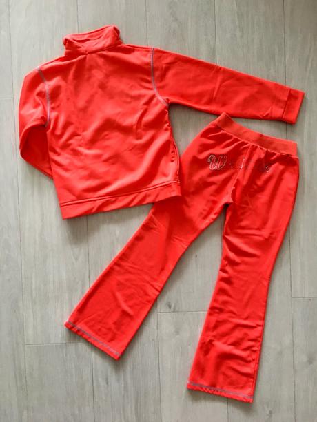 Dívčí sportovní souprava (8 let), 128