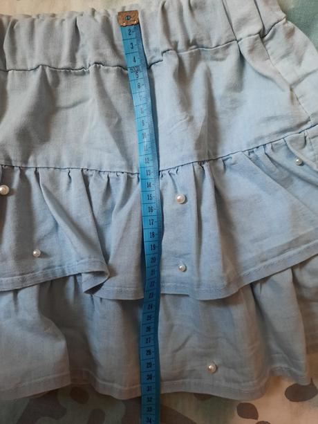 Sukně s perličkami, 122