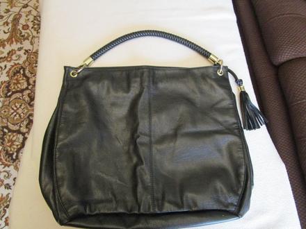 Velmi pěkná, větší černá koženková kabelka, oriflame