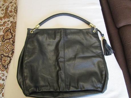 Velmi pěkná, větší černá koženková kabelka, oriflame