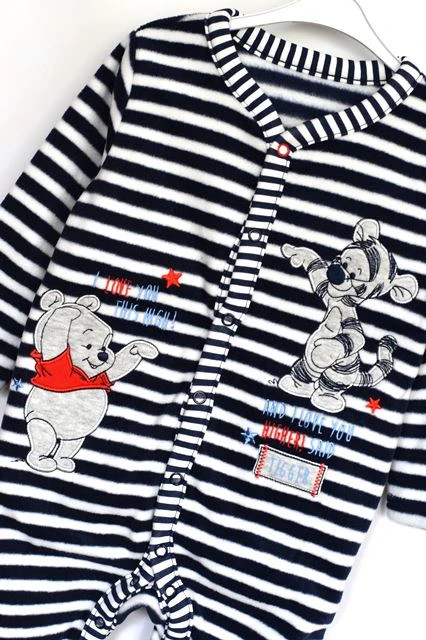 Overál vel. 9 - 12 m, disney,80