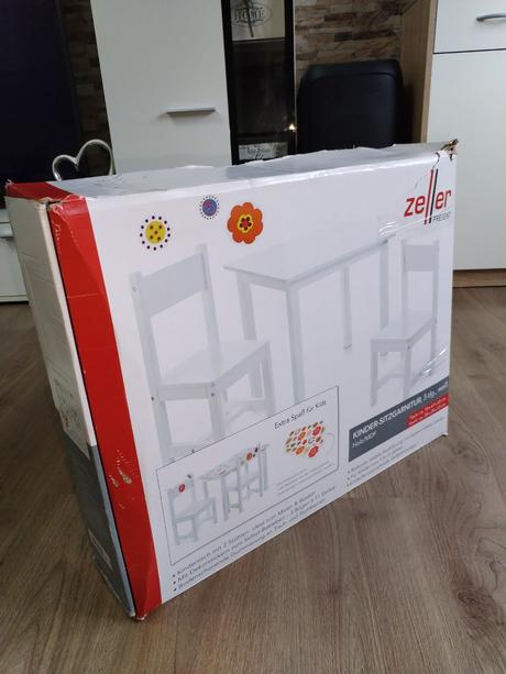 Souprava set nového nábytku do dětského pokoje,