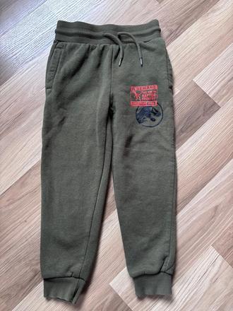 Tepláky, primark,110