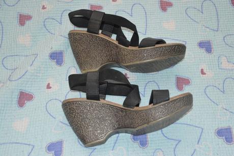 39 letní sandály na klínku, clara barson,39