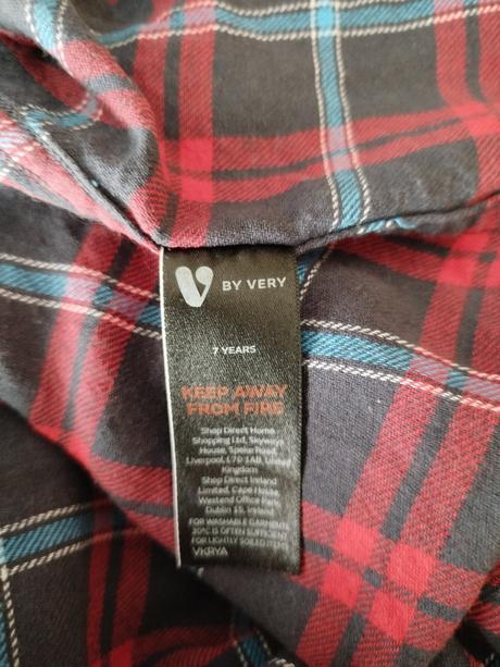 Košile zn. v by very vel.122, 122