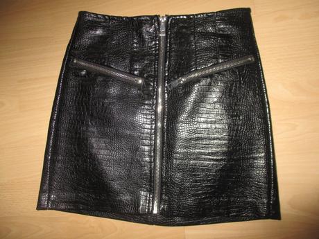 Koženková mini xs/152, bershka,152