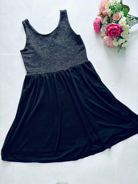 Ob/ šaty společenské černé - v.9/10 let, 134