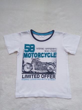 Tričko s motorkou bílé, 104