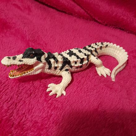 Plstový malý krokodýl bílý, 