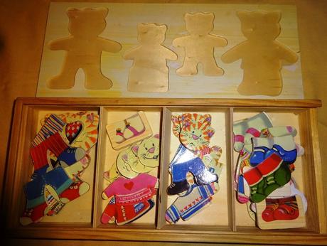 Dřevěná oblekací skladačka kočičí rodinka,