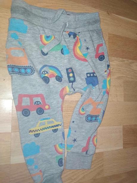 Tepláky s auty 80 next, next,80