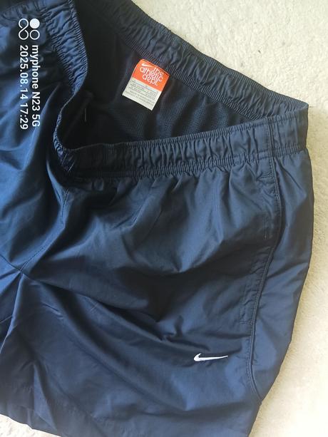 Šortky zn."nike" vel."l", nike,l