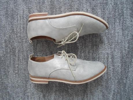 Šedé stříbrné boty polobotky oxford, 40