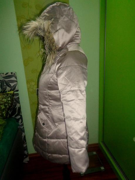 Krásný zlatý zimní kabát, h&m,140