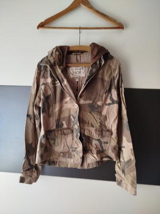 Bunda zn. sogoss vel.40, 40