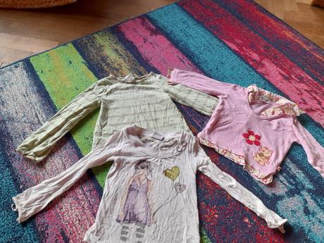 3x malé tričko na donošení, 80