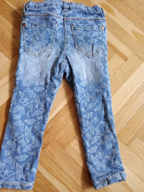 Podšité slim rifle s motýlky, palomino,92