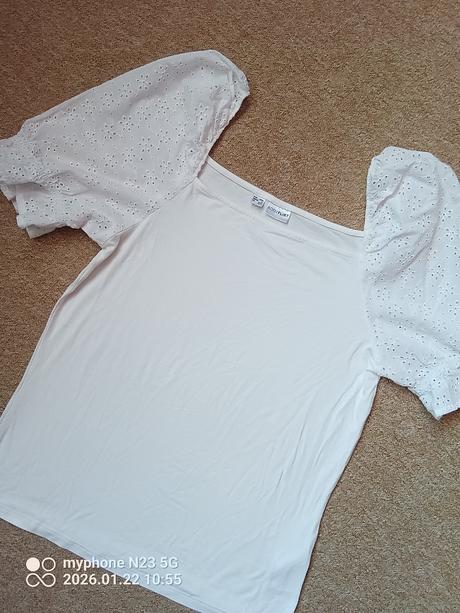 Tričko zn."bodyflirt" vel."40/42", 40