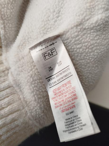 Čepice zn. f&f vel.98, f&f,98