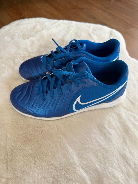 Tenisky sálovky, nike,38