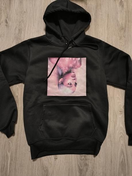 Mikina ariana grande, s