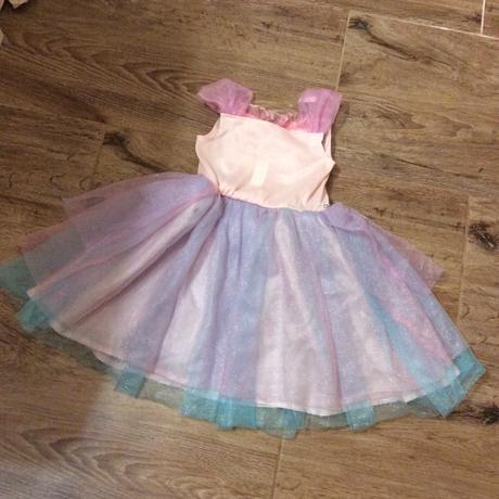 Kostým ,,jednorožec", 