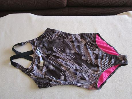 Jen týden nošené dívčí plavky zn. nike, v. 146-152, nike,146