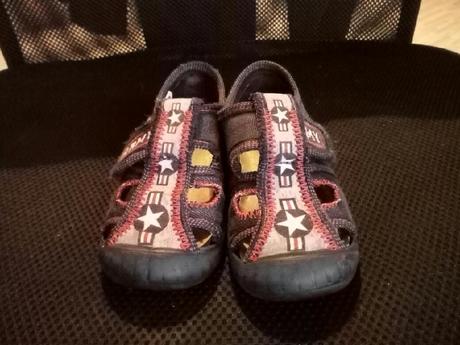 Chlapcké kvalitní papuče, 25