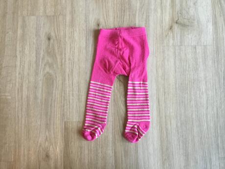 Pruhované punčocháče, 68