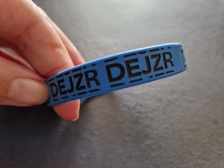 Náramek youtuber dejzr,