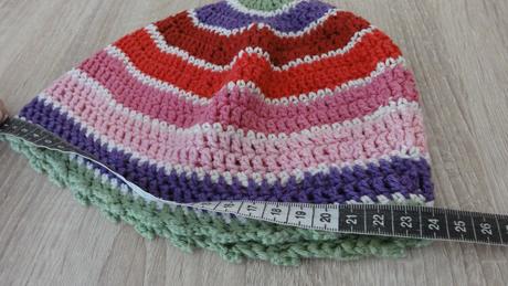 Háčkovaná čepice, 104