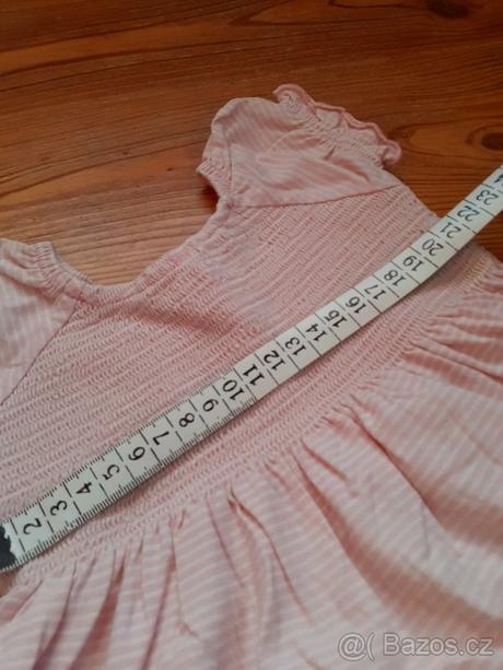 Kraťasy s tričkem 62/68, 92