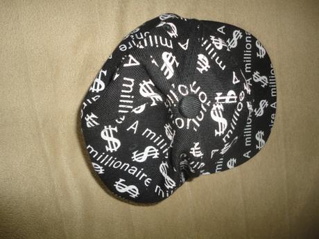 Moderní kšiltovka, obvod hlavy 56cm,