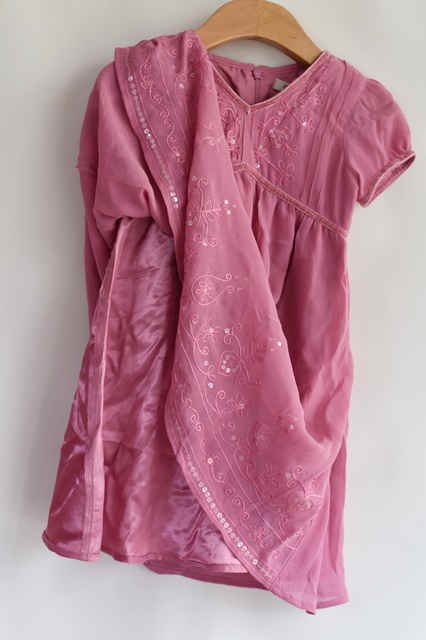 Šaty vel. 12 - 18 m, george,86