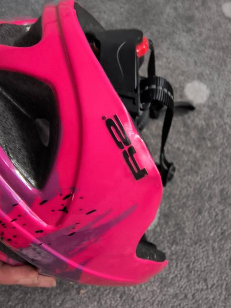 Cyklistická helma dětská r2, s
