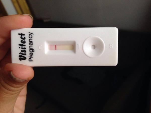 Těhotenský test, vidíte tam něco?