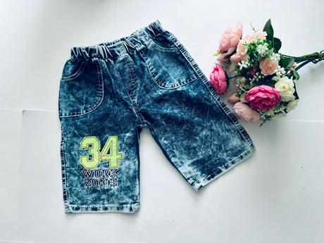 Kraťasy riflové - v.4/5 let, 110