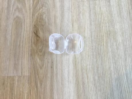 Krabička na dudlík,