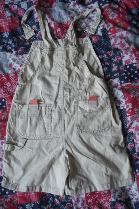 Laclové kratásky, 128