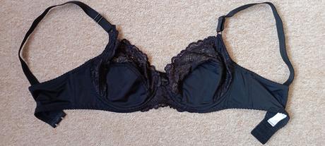 Podprsenka zn."dollcezza" vel."80c", 80c