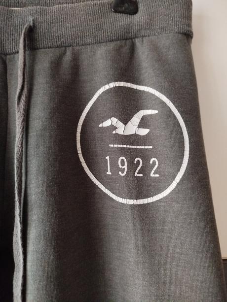 Tepláky zn. hollister vel.xs, hollister,xs