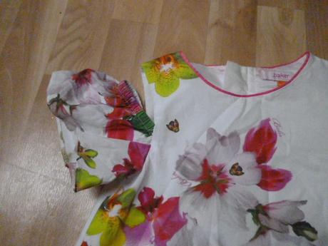 Krásné šaty baker vel. 8 l, 128