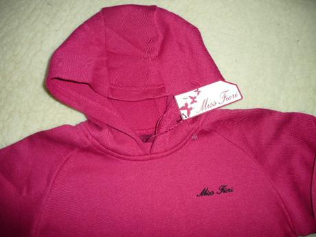 Mikina s kapucí vel 7/8 let 122/128, miss fiori,122 / 128