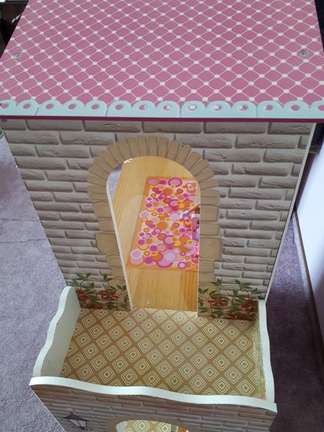 Dřevěný domeček pro panenky s vybavením -116x75cm,