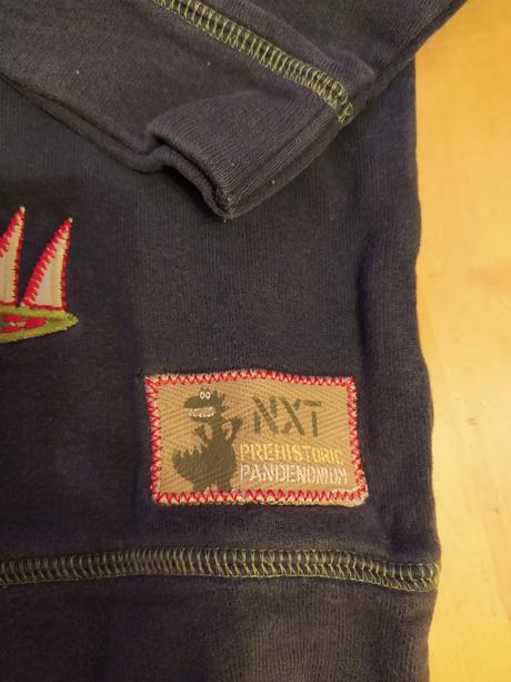 Mikina next vel. 104 s dinosaurem, next,104