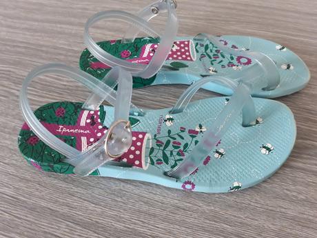 Dívčí sandále, sandálky, 32