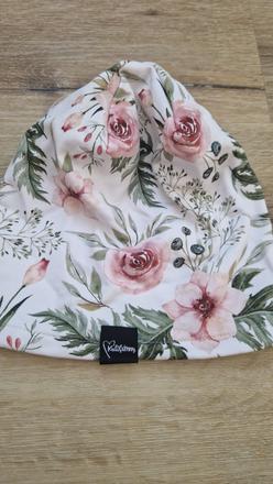 Čepice kulišárny, 104